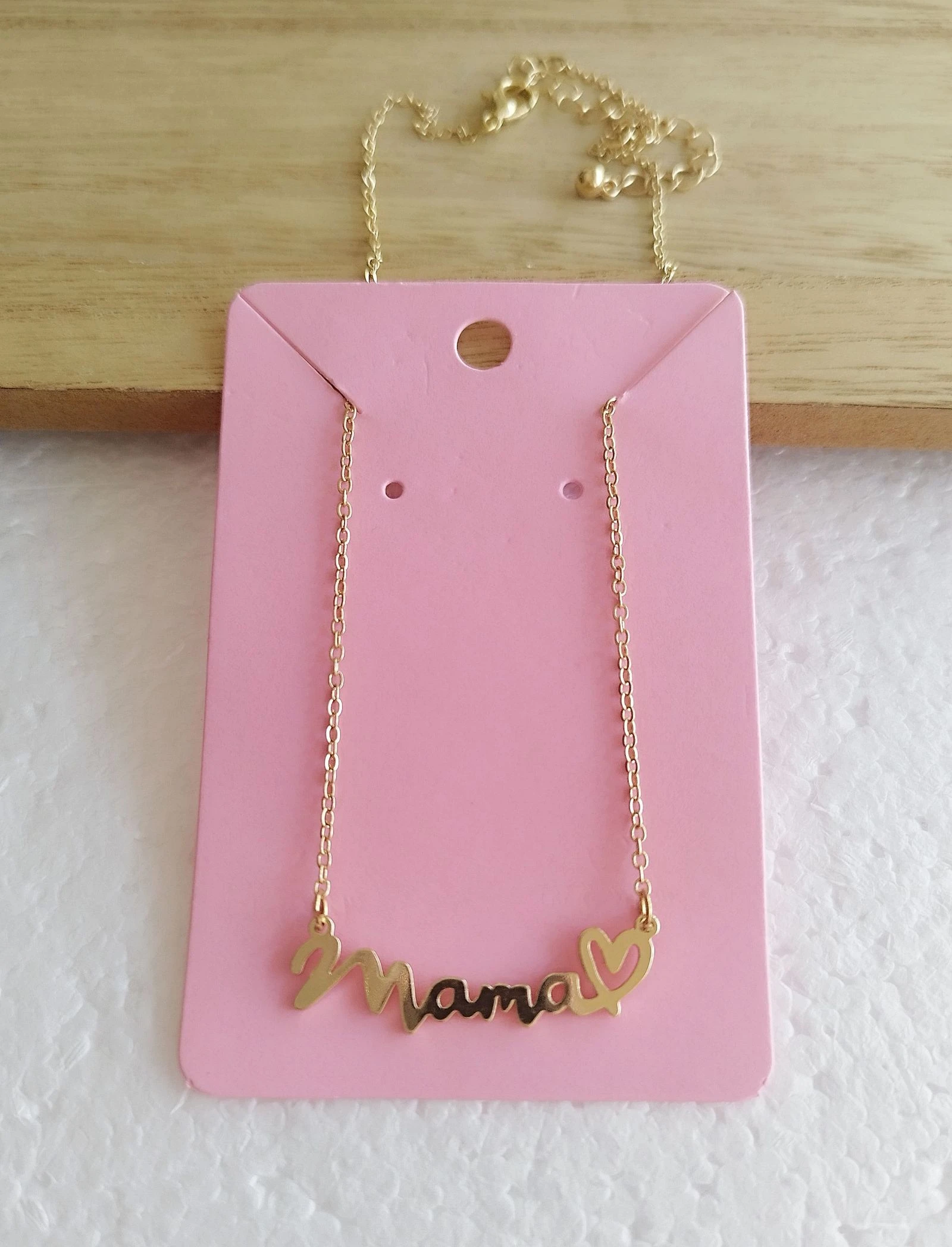 Colar Mamã dourado em aço inoxidável 